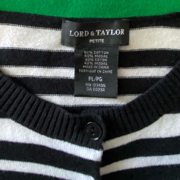 LORD & TAYLOR Ladies Cardigan - Large Petite - Picture 3 of 3